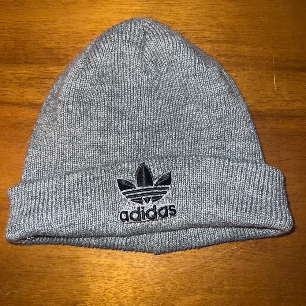 Adidas grey and black beanie hat